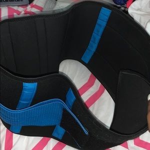 Waist trainer